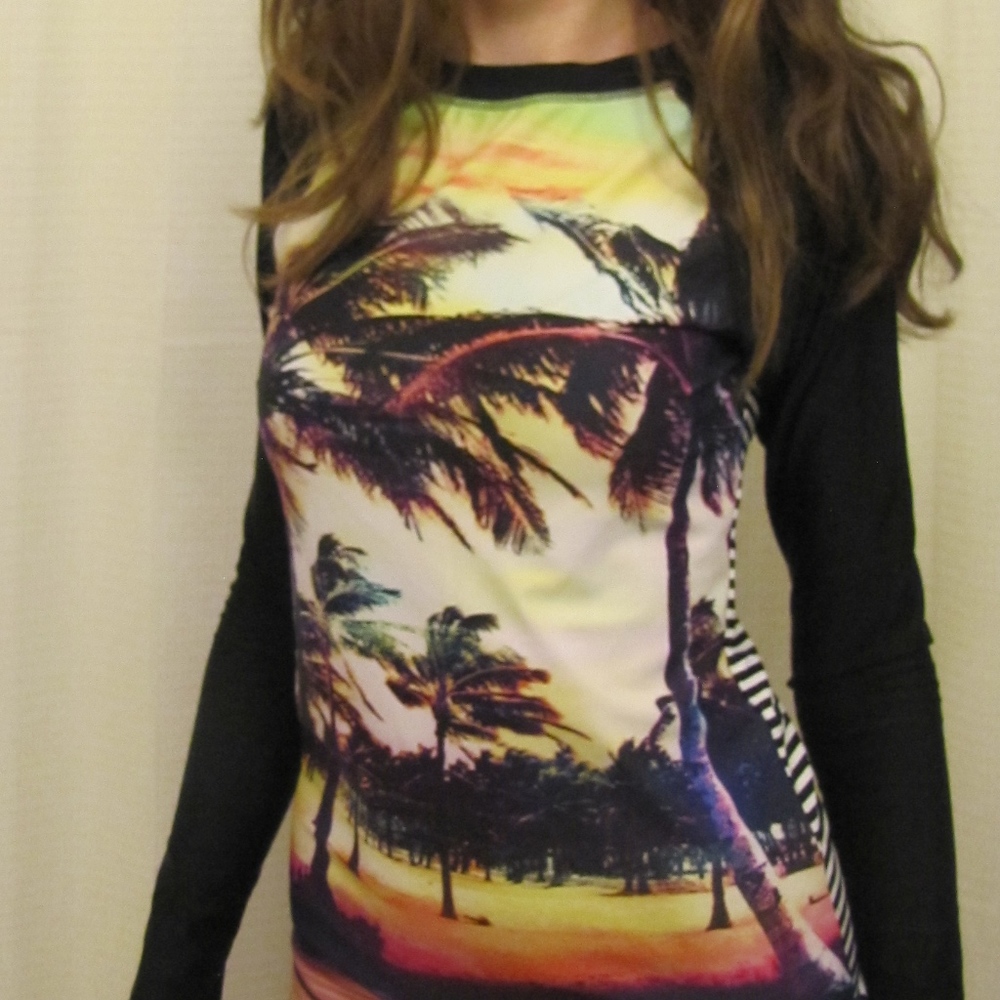 Roxy Swim Long Sleeve Top